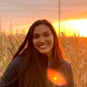 Meet your Posher, Desirae